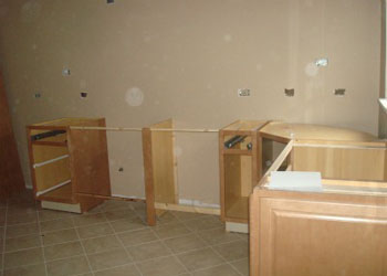 Handyman Services in Vancouver - Cabinet and storage space installation